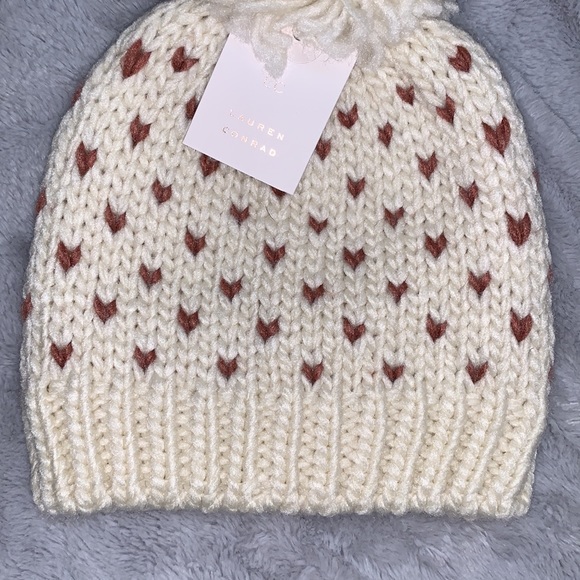Crotchet beanie - Picture 3 of 4